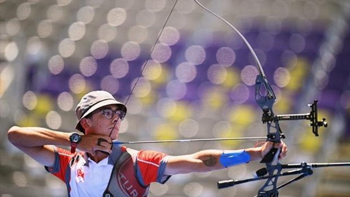 2020 Tokyo Olimpiyat Oyunları'nda milli okçu Mete Gazoz üçüncü  tura yükseldi