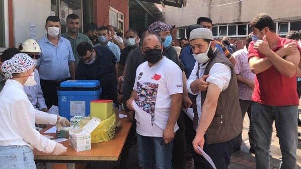 'Yeni dalgadan en çok aşısızlar etkilenecek'