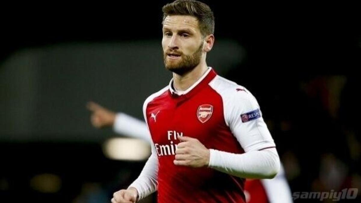 Adana Demirspor'dan Shkodran Mustafi bombası!