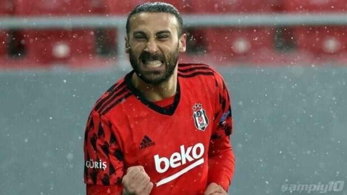 Beşiktaş üç yıldıza birden... Cenk Tosun, Costa, De Jong