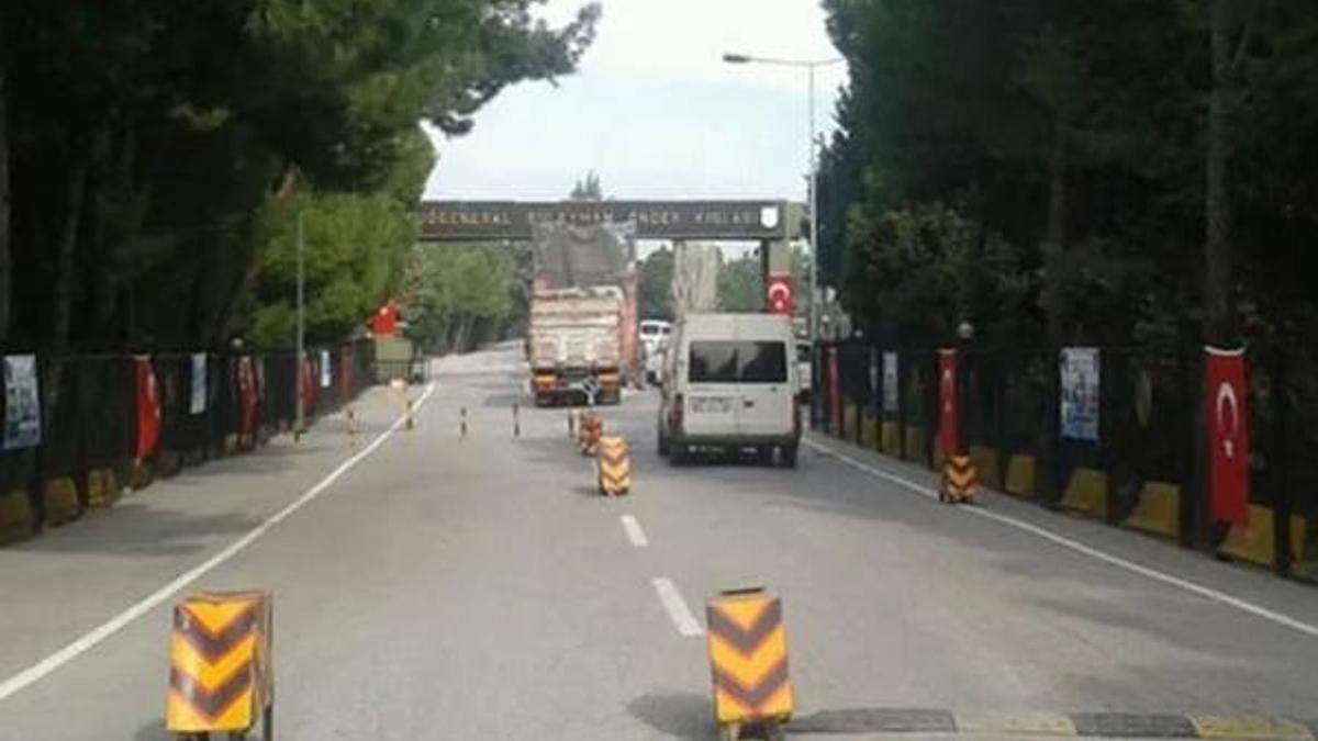 İzmir'de kışlaya yönelik saldırı girişimi!