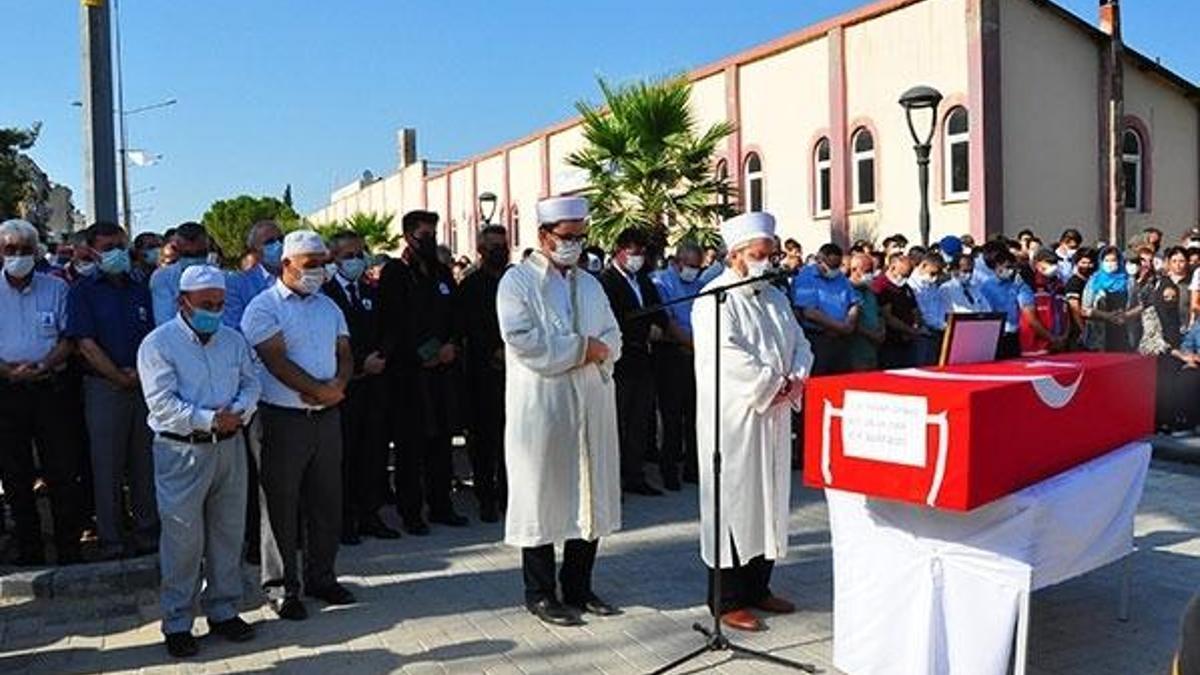 Yangında hayatını kaybeden orman işçisi Erdal Tovka toprağa verildi