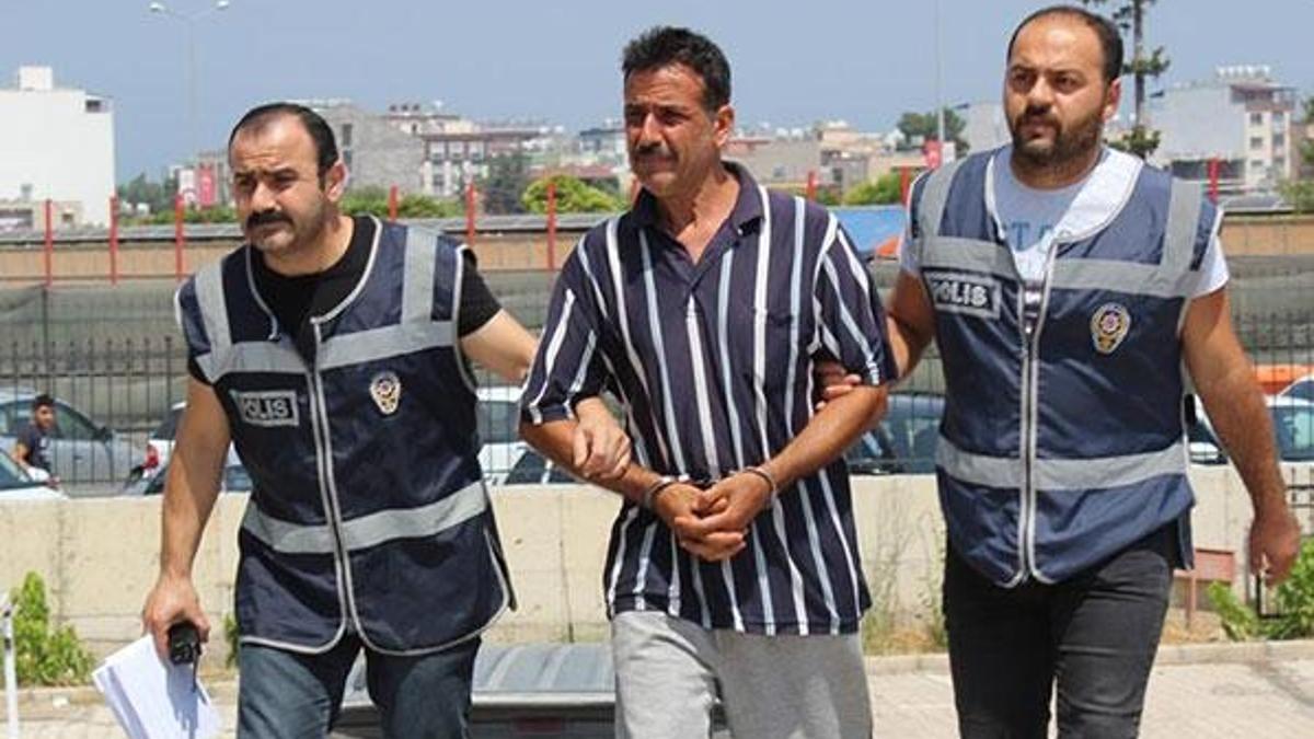 4 yıl önce babasını, şimdi de ağabeyini öldürdü
