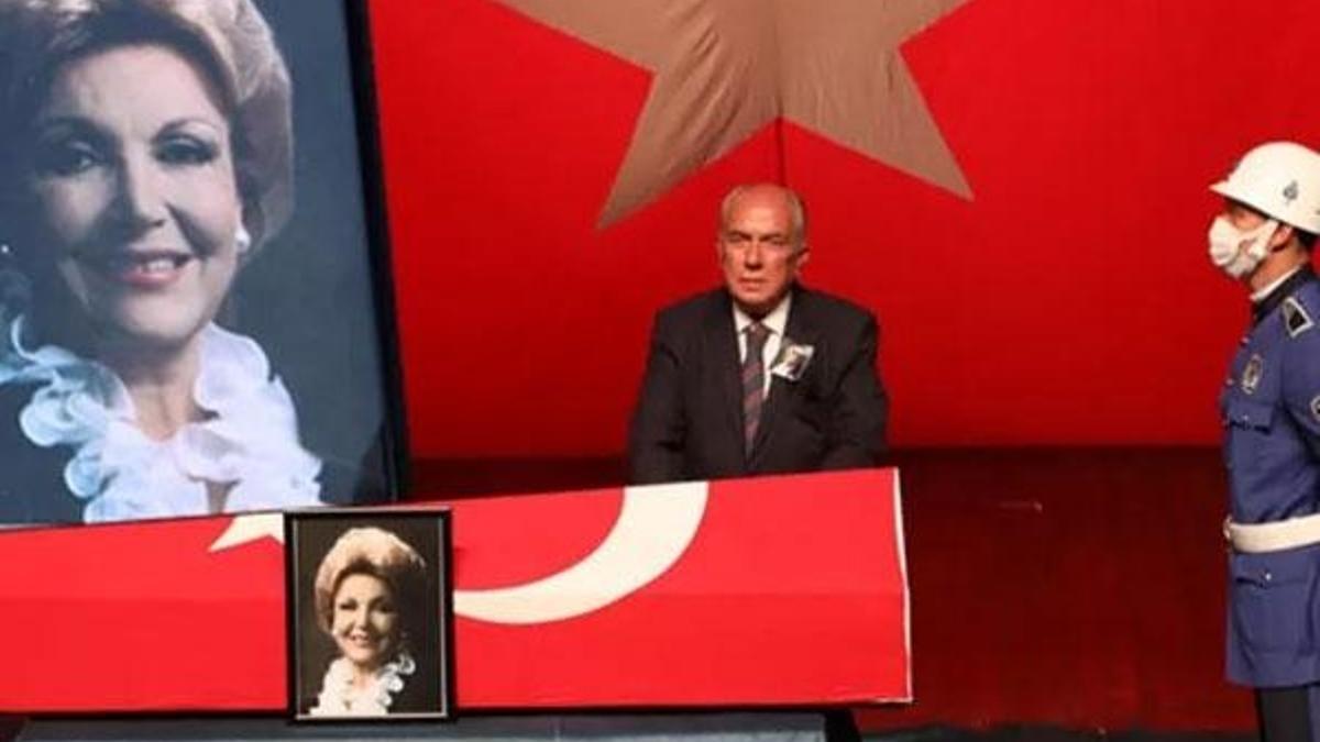 Usta oyuncu Nedret Güvenç'e veda