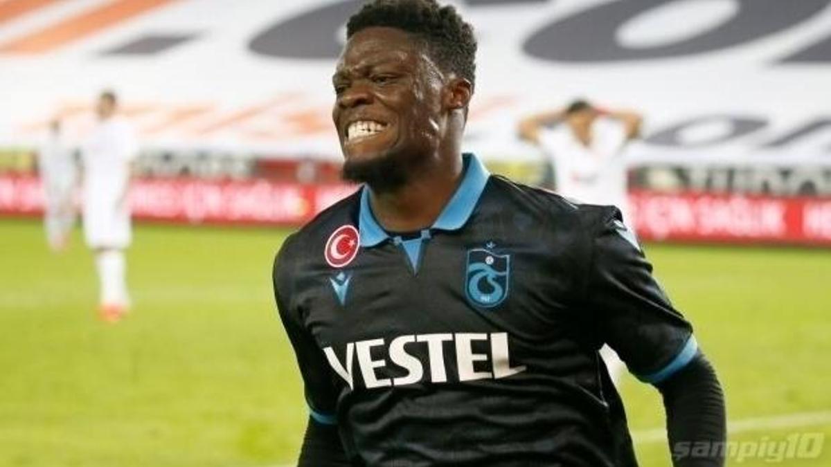Trabzonspor Ekuban transferini duyurdu