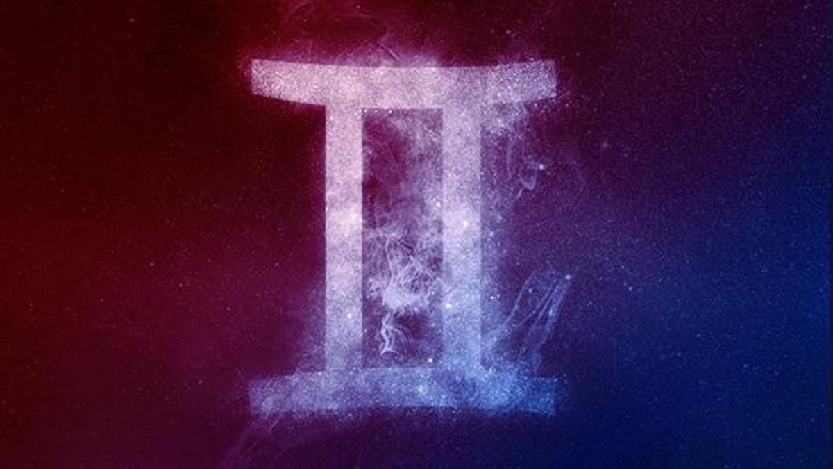 İkizler burcu kadını hoşlandığını nasıl belli eder? İkizler burcu kadını aşık olursa ne yapar?