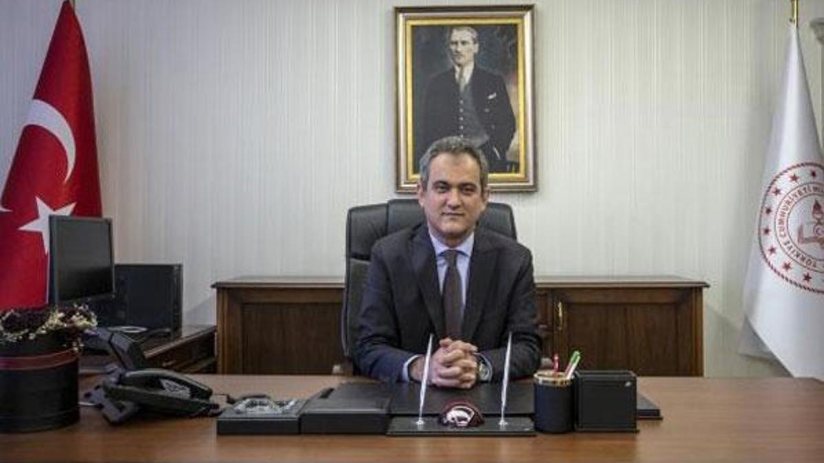 Mahmut Özer kimdir? Milli Eğitim Bakanlığına atanan Prof. Dr. Mahmut Özer kaç yaşında, nereli?