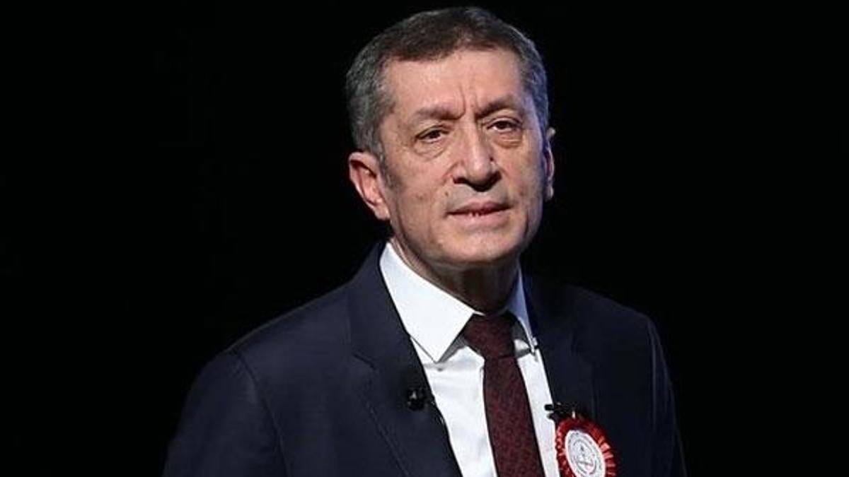 Ziya Selçuk'tan öğrencilere veda mesajı! 'Yanınıza yeniden hoş geldim'