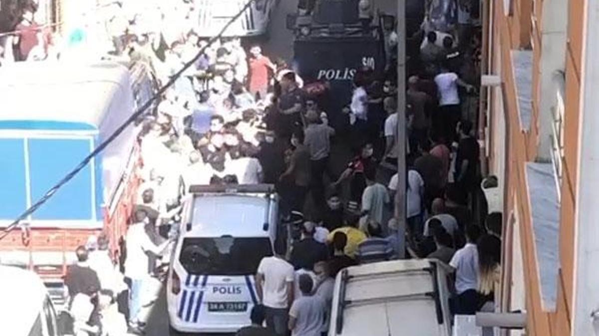 Mahallede rezalet patladı! Her şeyi yengesine anlatınca ortalık karıştı