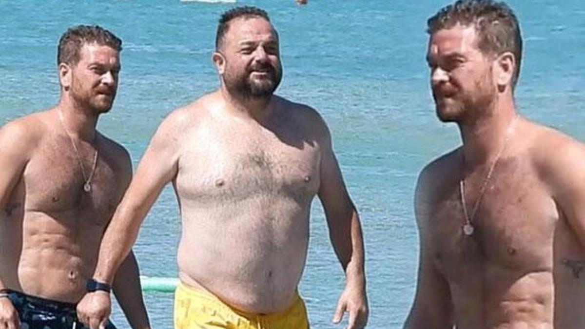 Engin Öztürk’ün bitmeyen Çeşme tatili!