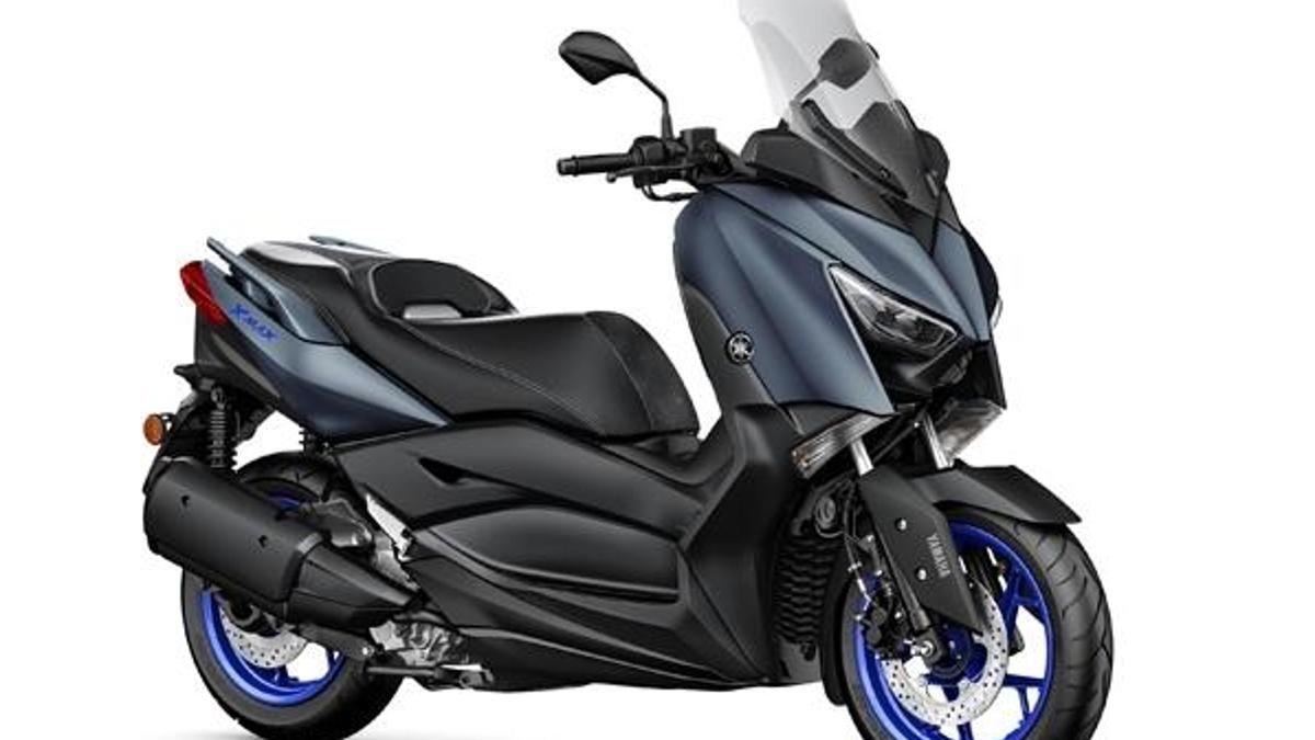 Yamaha XMAX 65.4 bin TL’den yola iniyor!