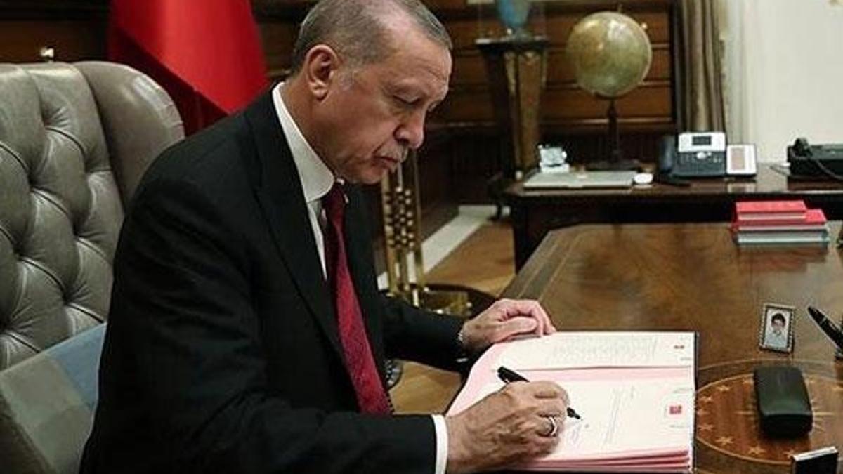 Cumhurbaşkanı Erdoğan imzaladı! O isim görevden alındı