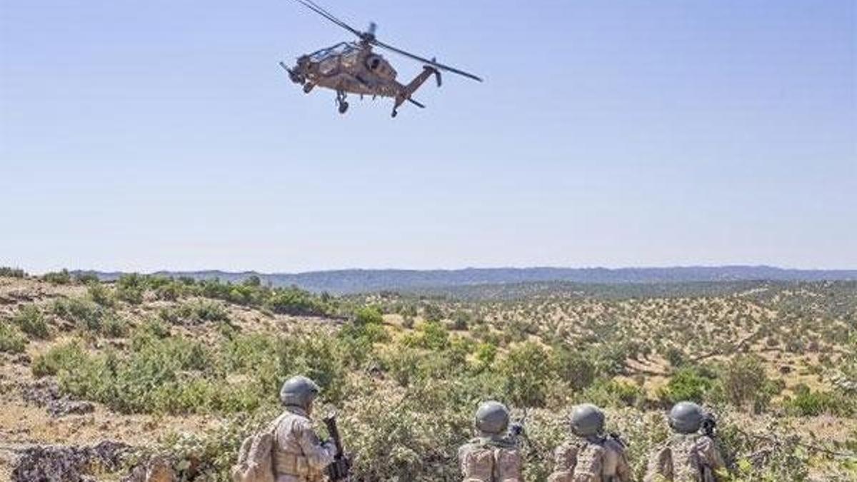 Diyarbakır'da PKK’ya helikopter destekli operasyon