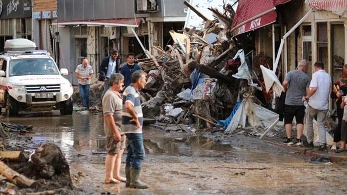 Sel felaketi! Can kaybı sayısı artıyor, Kastamonu, Sinop, Bartın'da son durum...