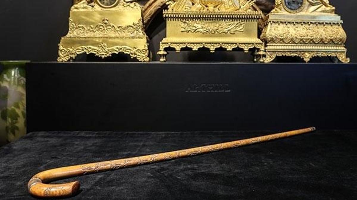 Atatürk'e ait olduğu öne sürülen baston kayıtlarda çıkmadı