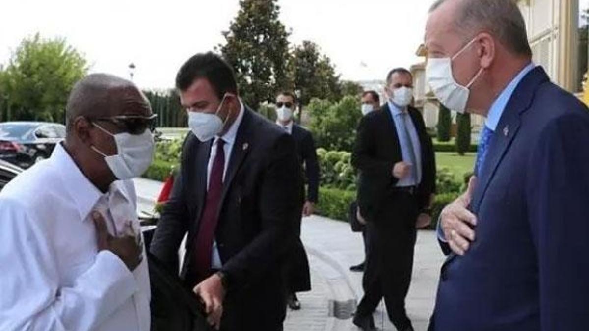 Cumhurbaşkanı Erdoğan, Conde ile görüştü