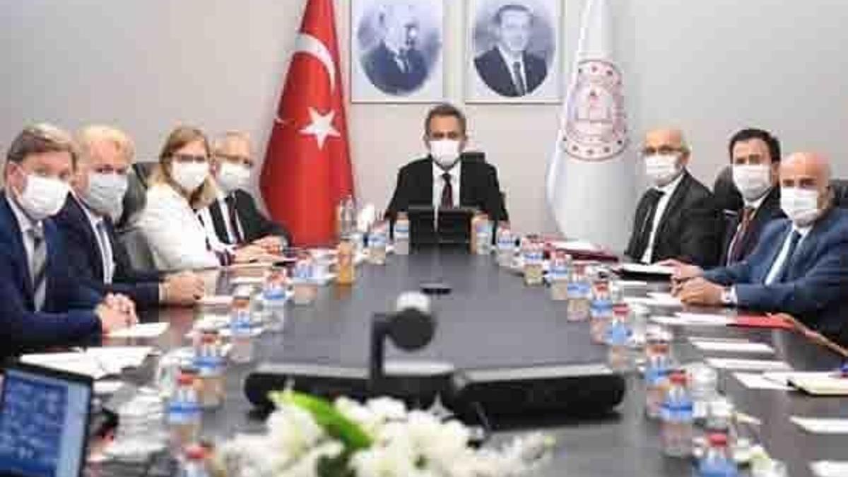 Milli Eğitim Bakanı Mahmut Özer: “Tüm okullarımız yeni döneme hazır olacak”