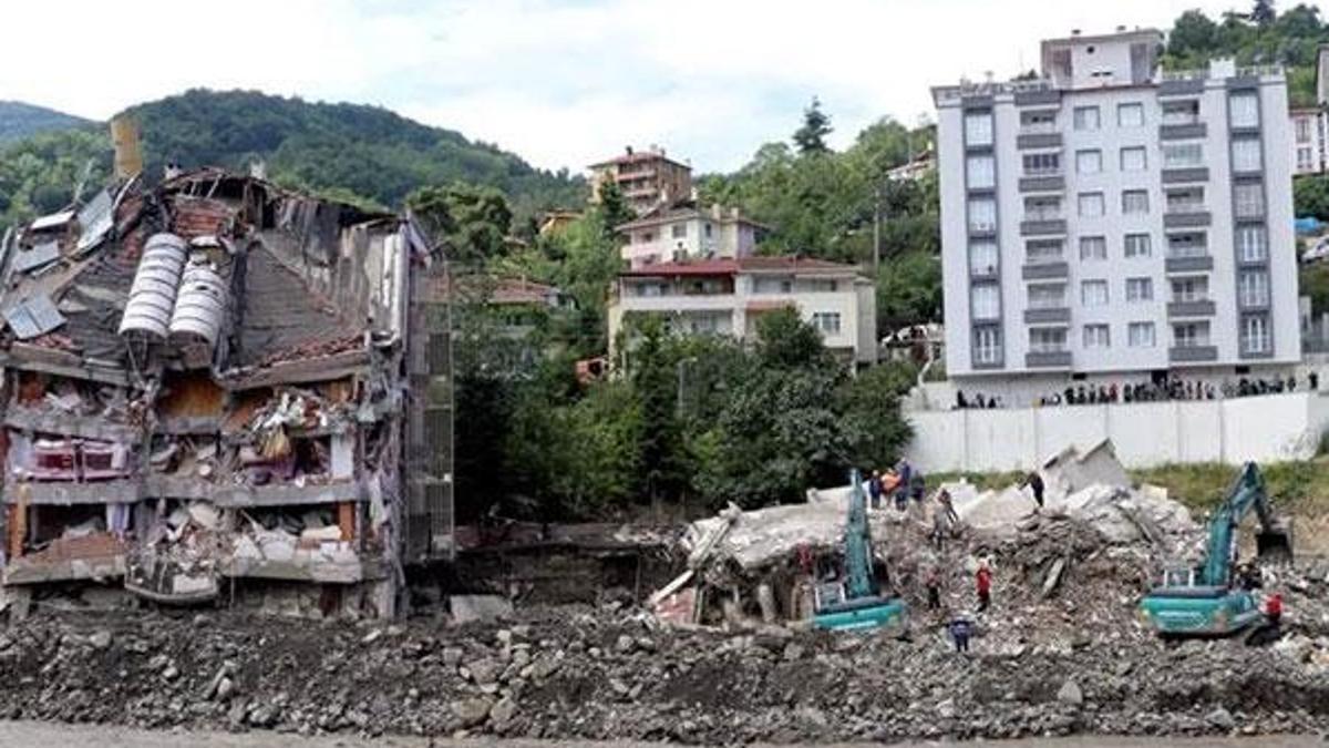 Ölçer Apartmanı'nın müteahhidi Mehmet Özkan gözaltına alındı!