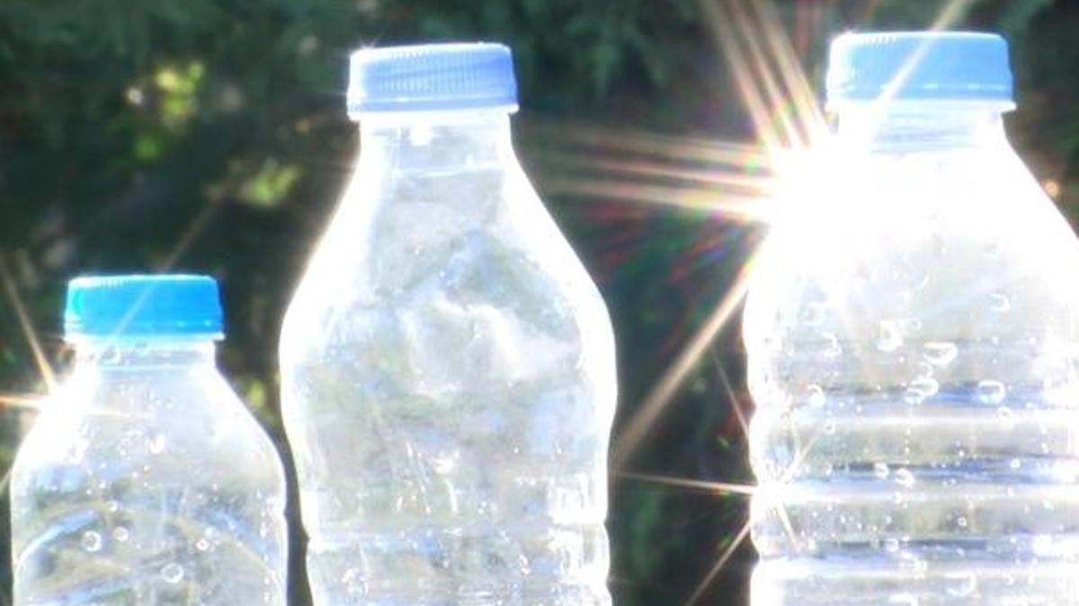 Plastik şişeler zehir saçıyor