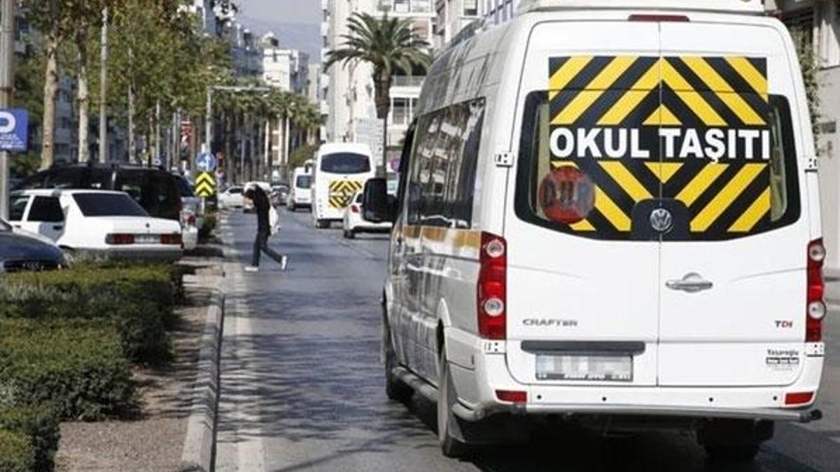 Milyonlarca öğrenci ve velisine kötü haber! Yüzde 15 zam geldi