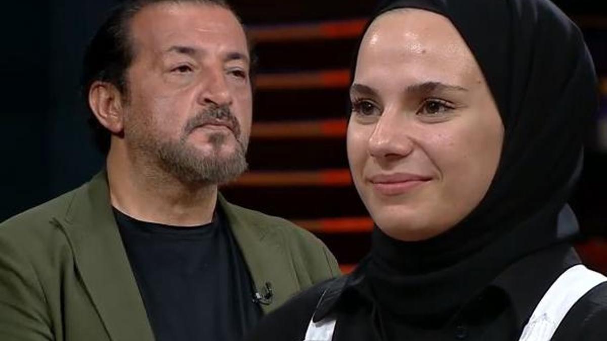 MasterChef'te Mehmet Şef'ten Rabia'ya sürpriz teklif! Duyduğuna inanamadı