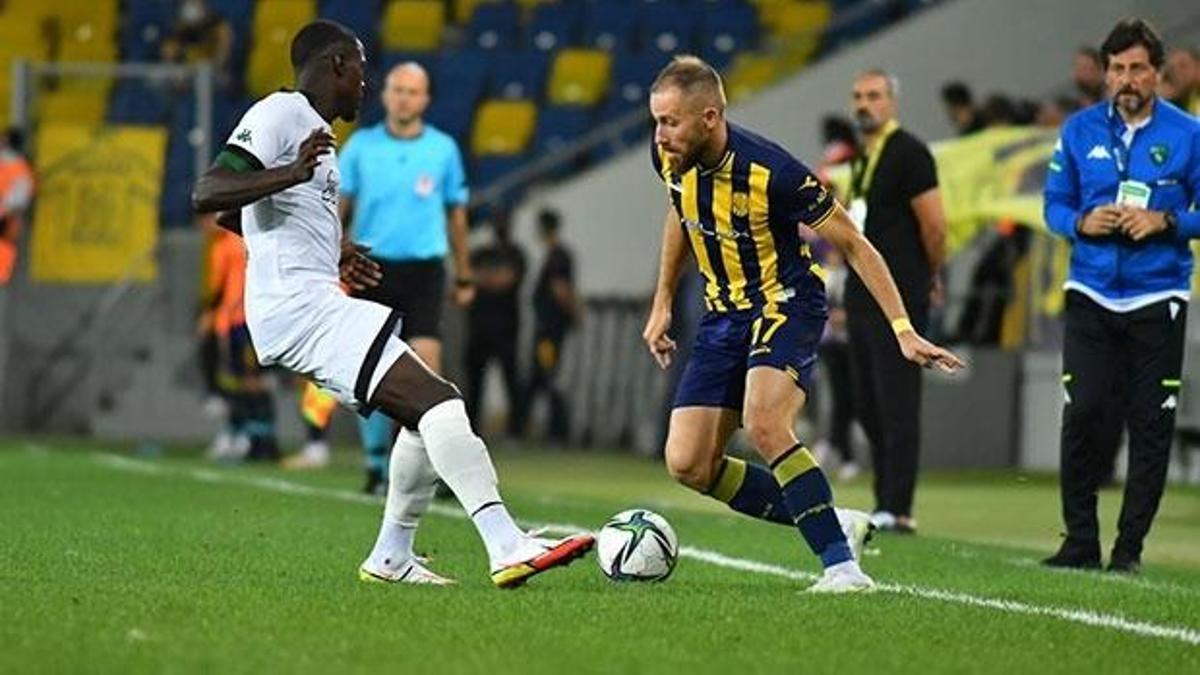 Fenerbahçe 2 - 0 Antalyaspor