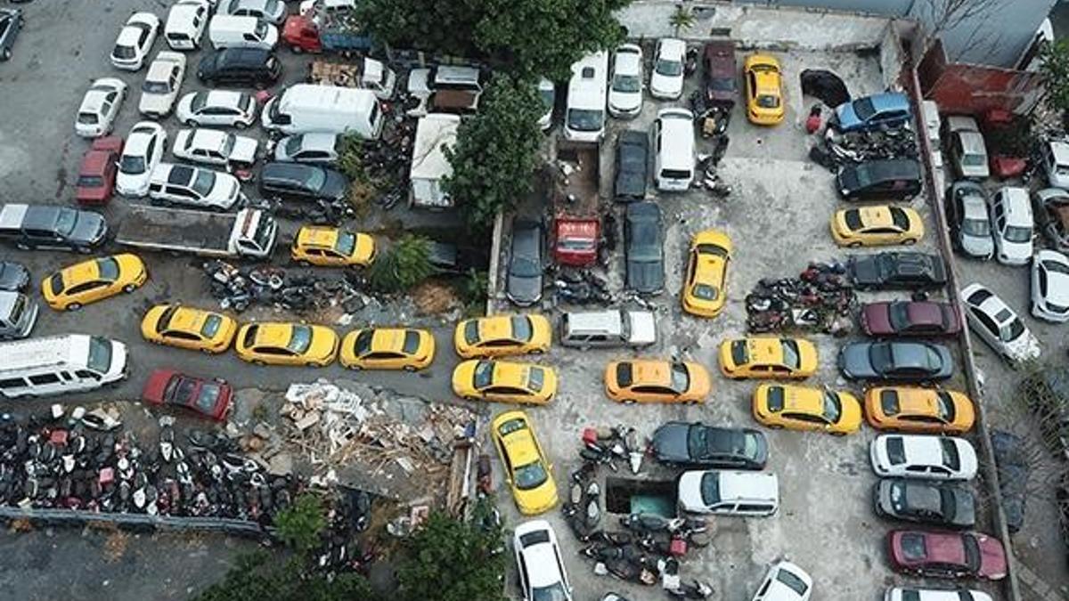 Yediemin otoparkları taksilerle doldu! Günlük 490 şikayet geliyor