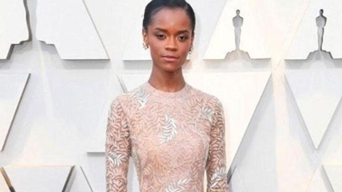 Ünlü oyuncu Letitia Wright, Black Panther çekimleri sırasında kaza geçirdi