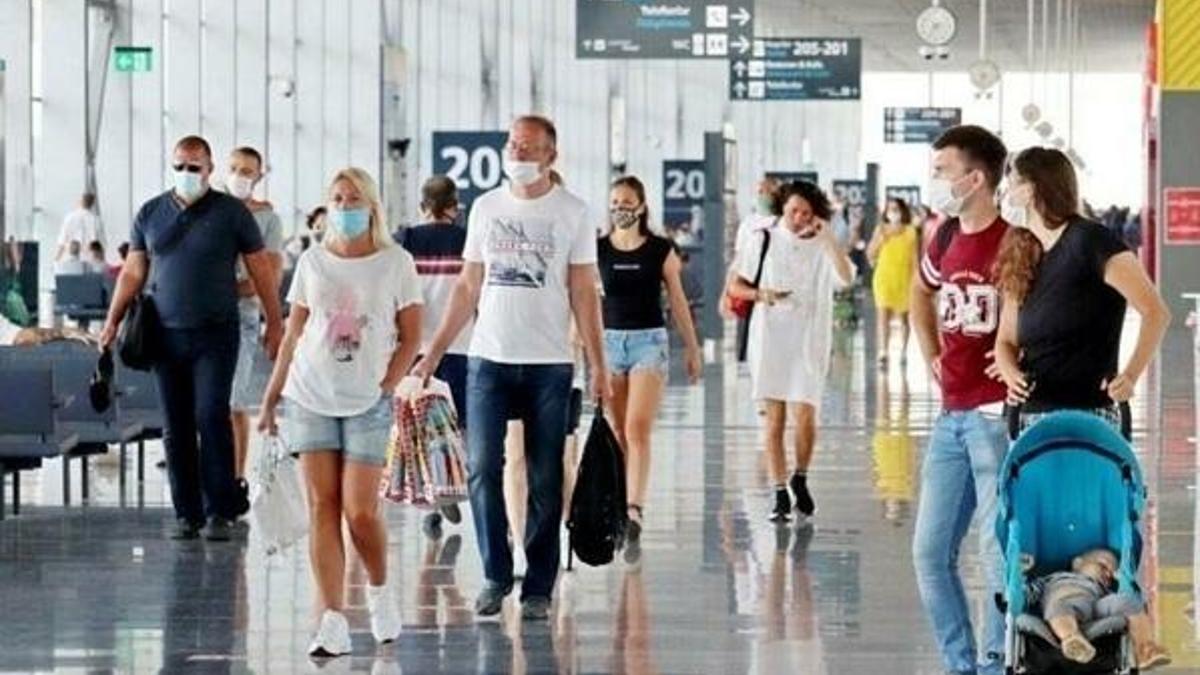 İngiltere kırmızı liste ne zaman kalkar, İngiltere Türkiye'yi kırmızı listeden çıkardı mı? İngiltere Türkiye kırmızı liste son durum!