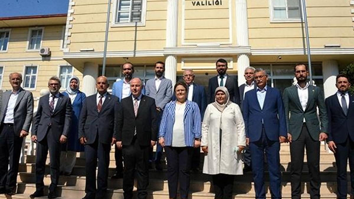 Bakan Yanık, Kahramanmaraş Valisini ziyaret etti