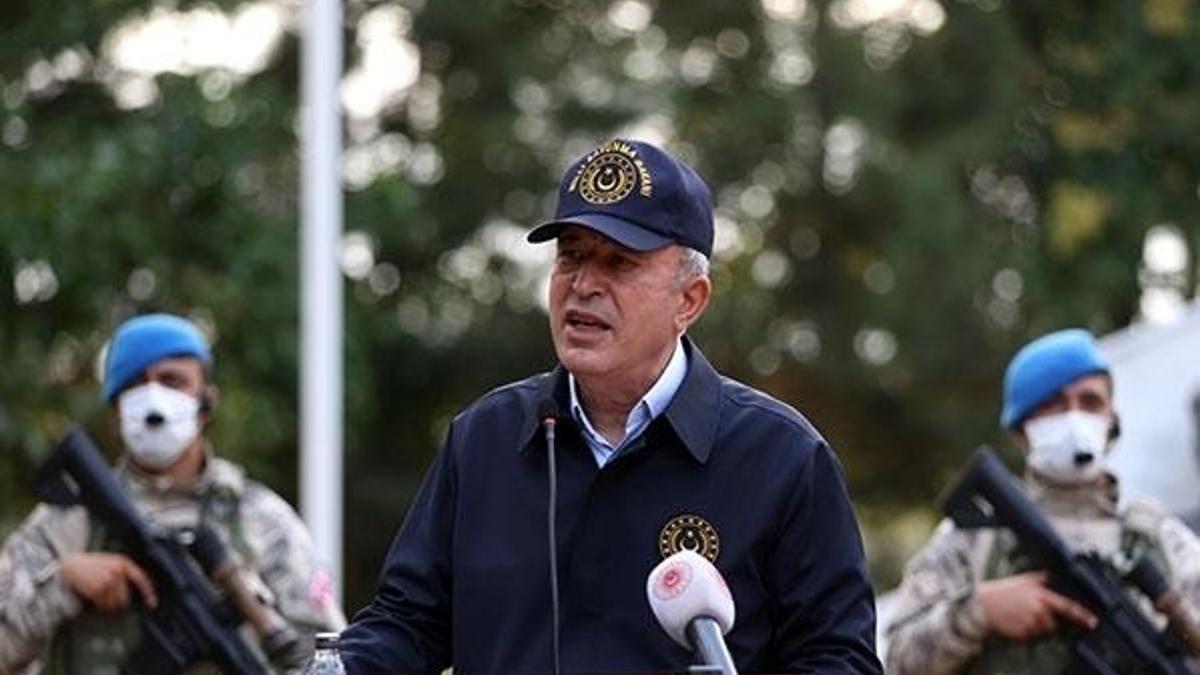 Bakan Akar'dan flaş Yunanistan açıklaması