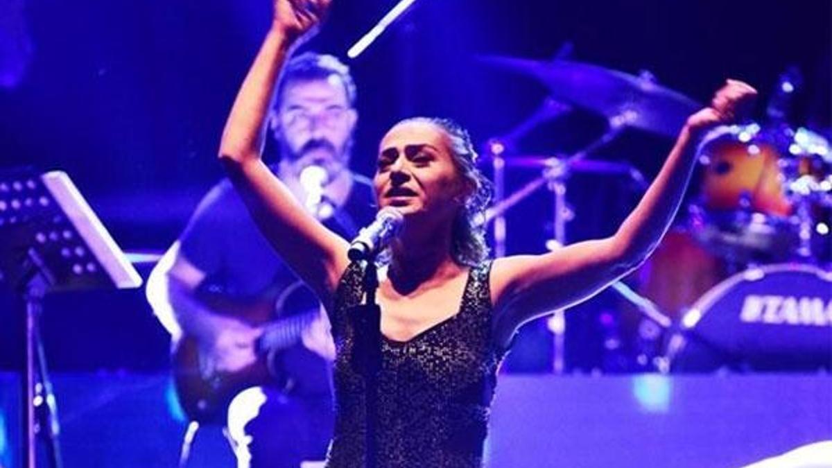 Yıldız Tilbe: Korkmayın içliklerim var!