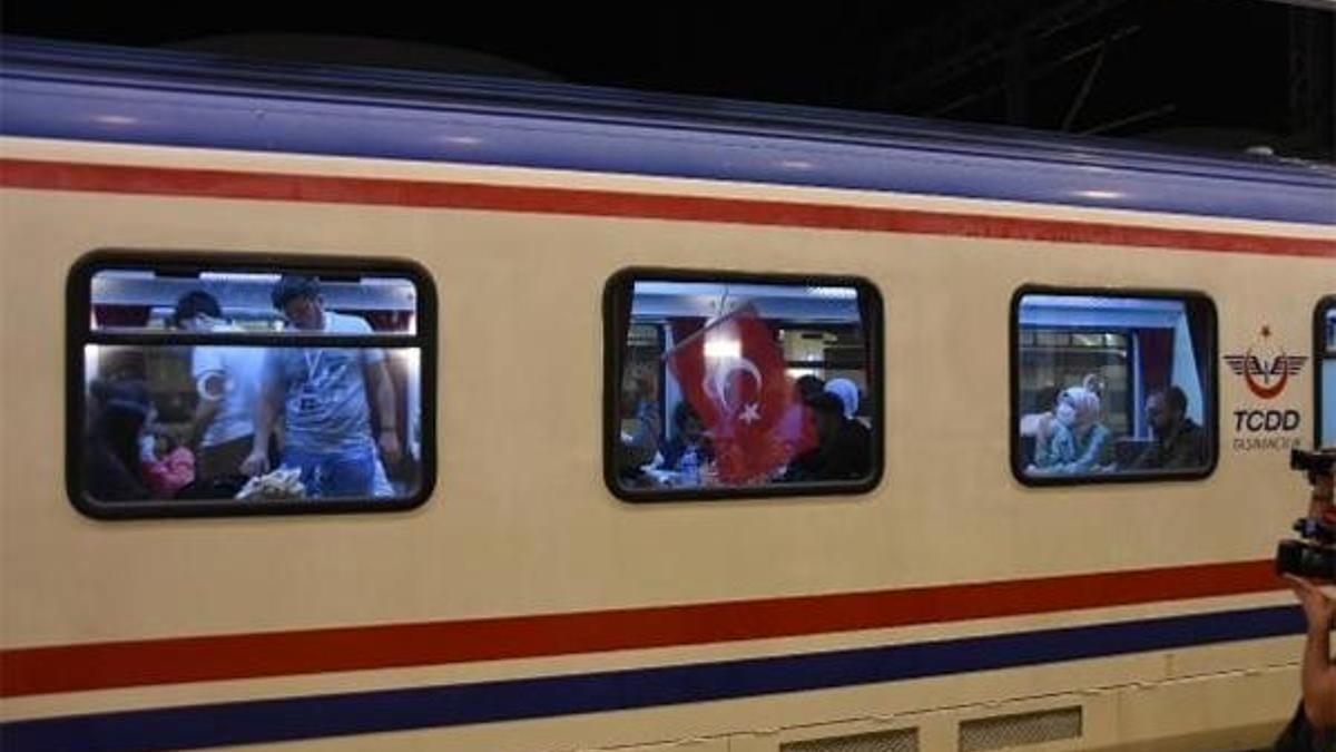 Zafer Treni Eskişehir’e ulaştı