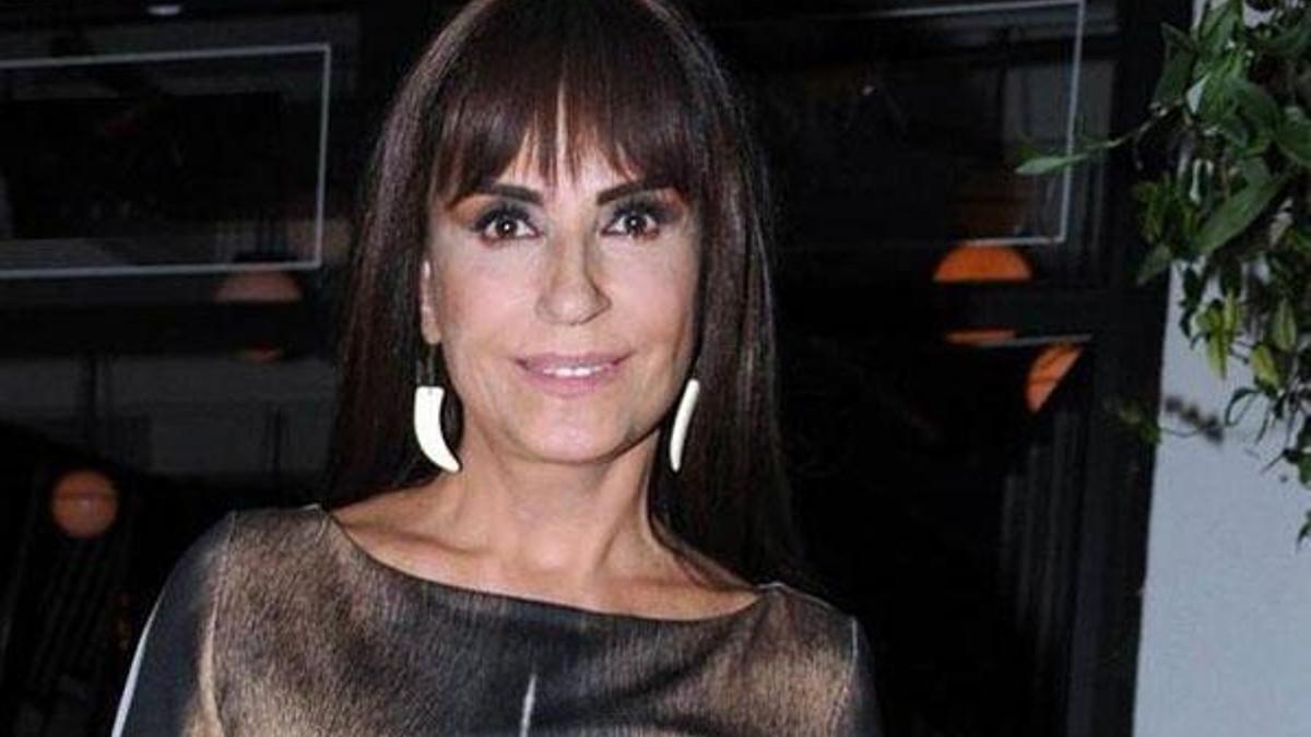 Ayşegül Aldinç hastane odasından paylaştı!