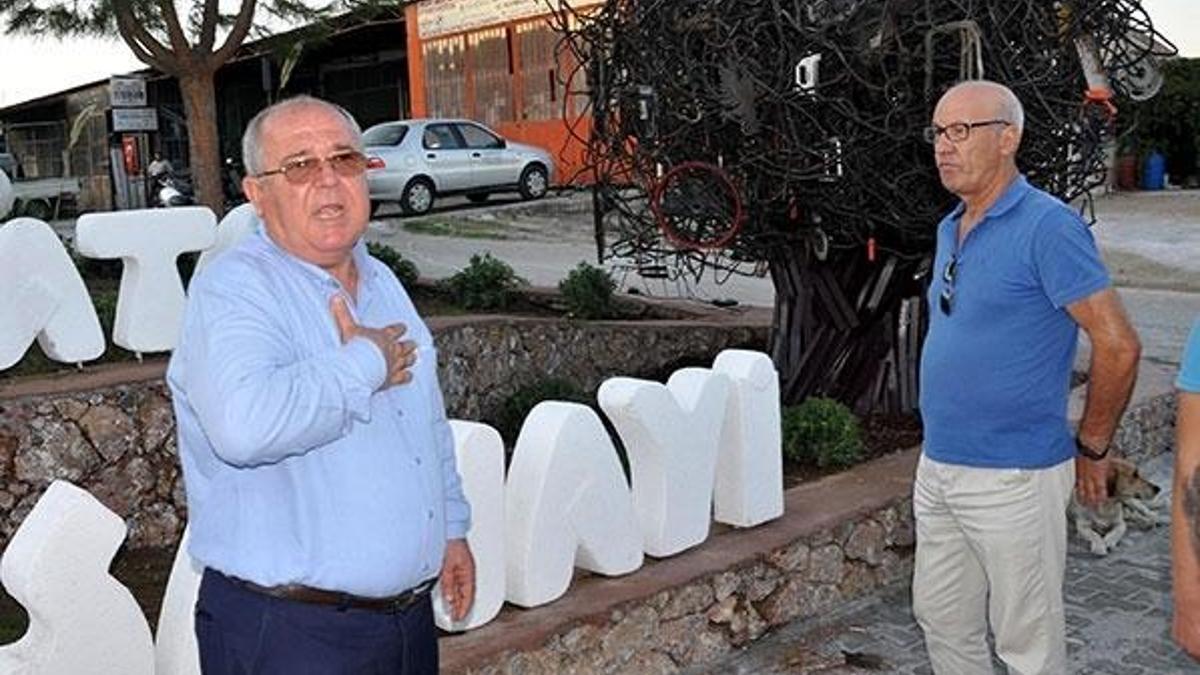 Belediye başkanı neye uğradığını şaşırdı! Açılışa kimse gelmeyince...