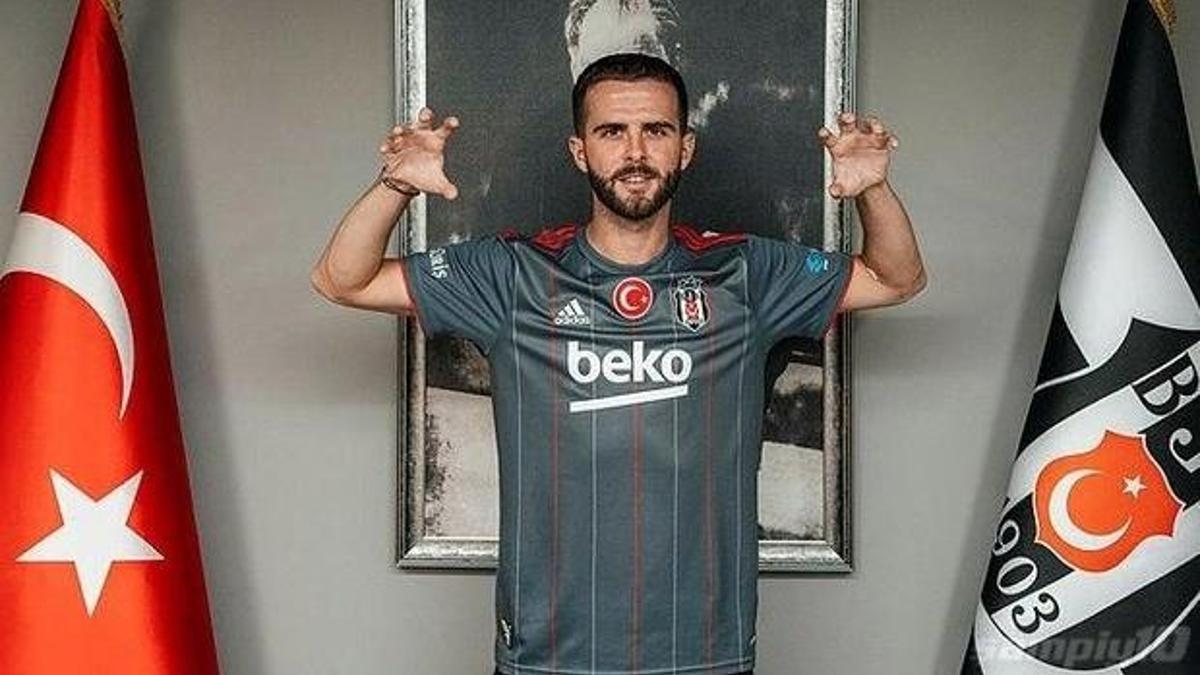 Beşiktaş'In dünyaca ünlü transferi Pjanic'ten şok açıklama! 'Yüzüme bakmadı'