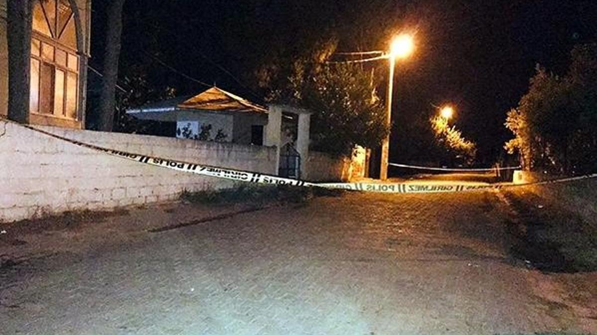 Müftünün 5 yaşındaki oğlunu karnından bıçakladı!