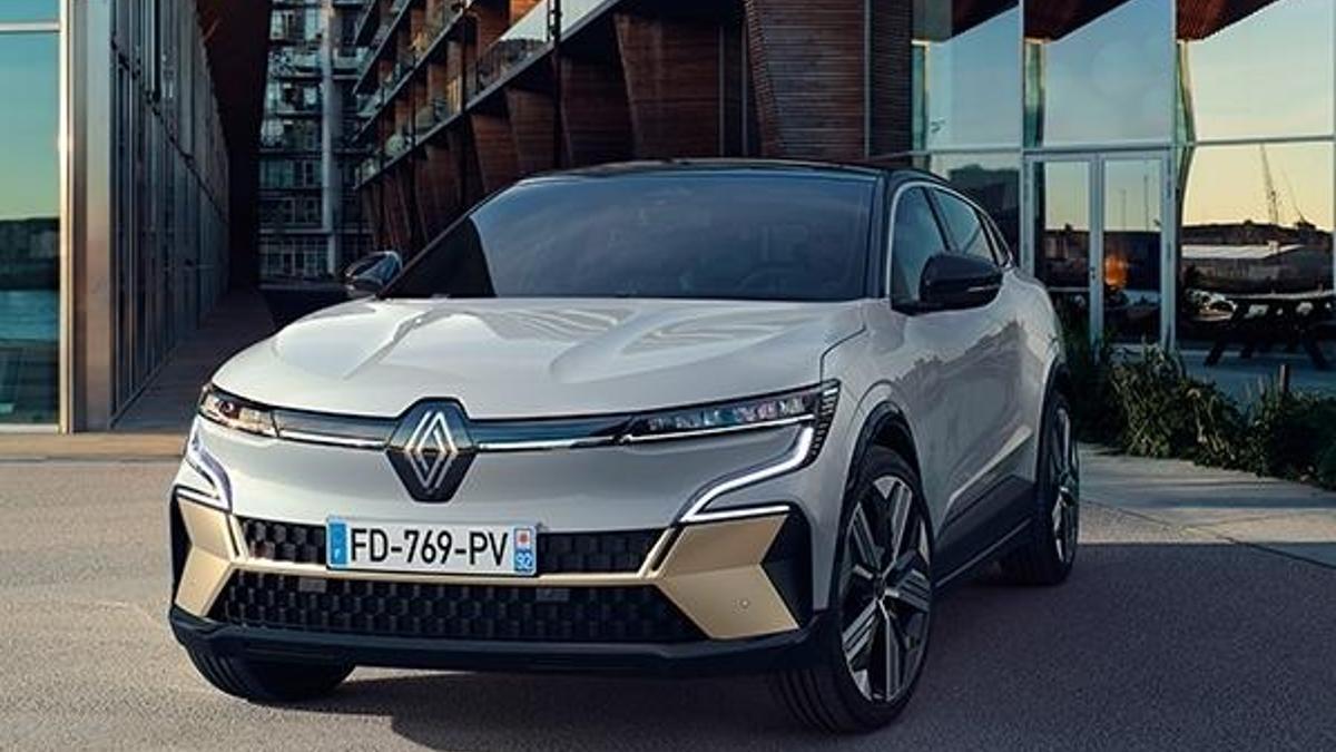 Yeni Megane artık elektrikli oluyor!