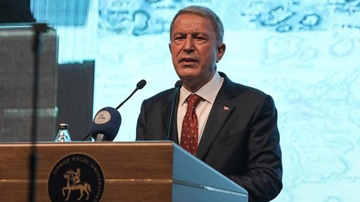 Bakan Akar'dan Rum yönetiminin skandal kararına tepki