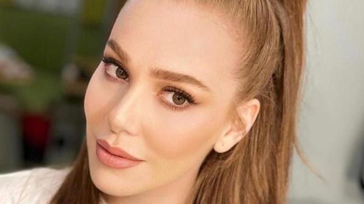 Elçin Sangu'yu yorum yağmuruna tuttular! 'Acil eskiye dön'