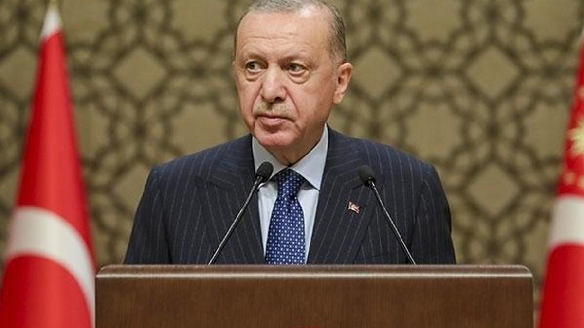 Cumhurbaşkanı Erdoğan'dan 27 Mayıs mesajı: Türkiye tarihinde kara bir leke