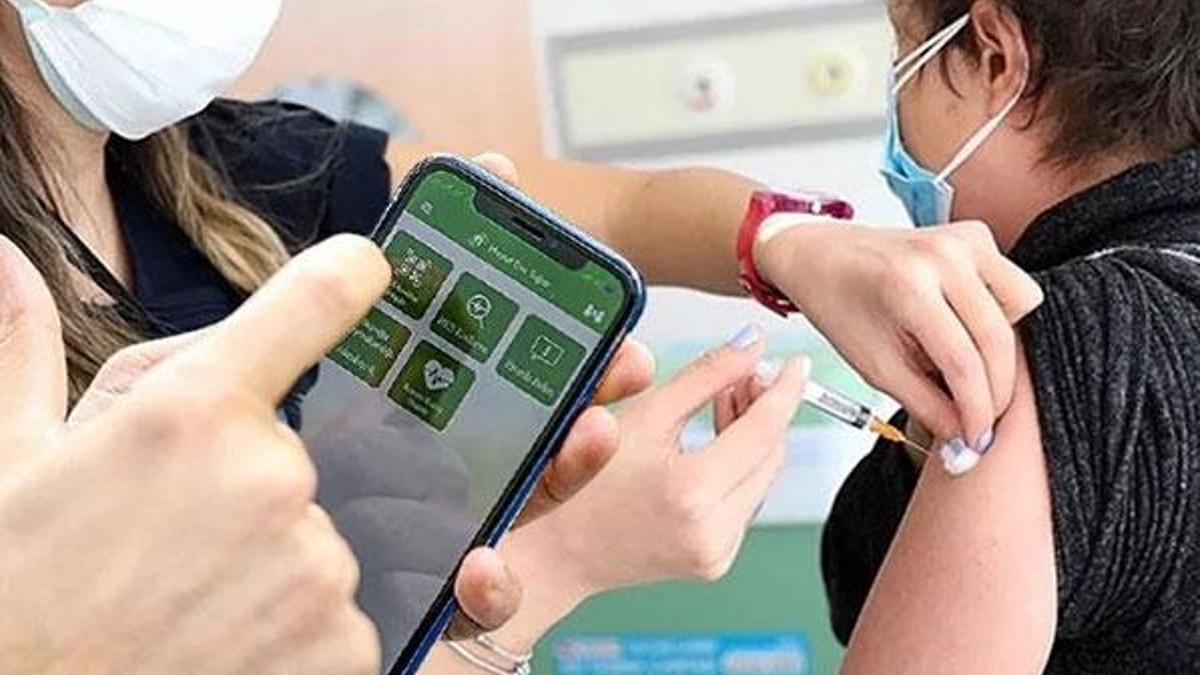 Sahte aşı kartı düzenleyen hemşireler tutuklanmıştı! Ortaya çıktı
