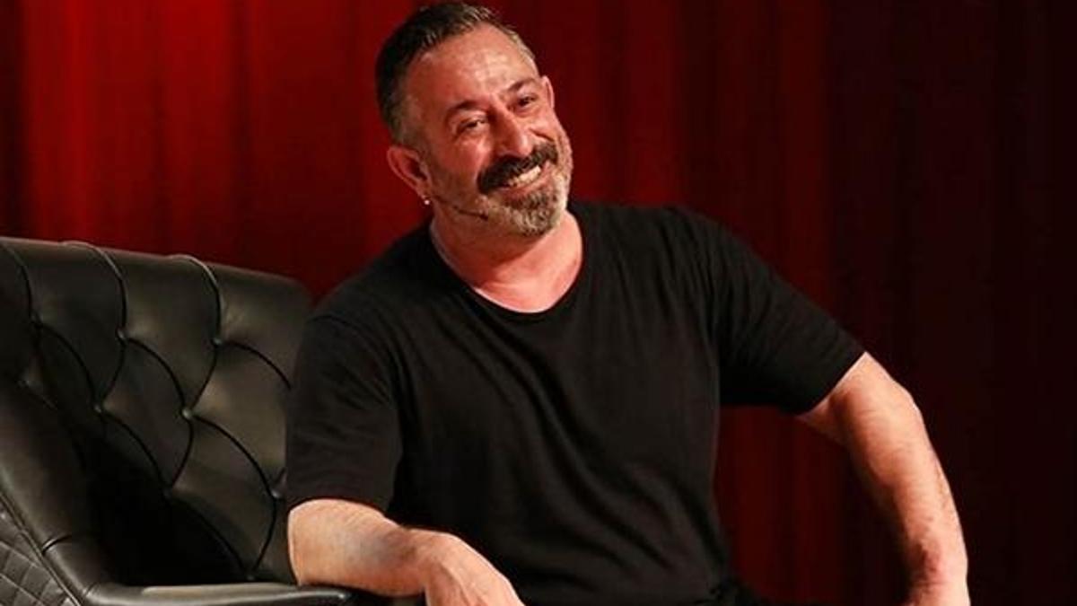 Cem Yılmaz'dan dikkat çeken paylaşım!