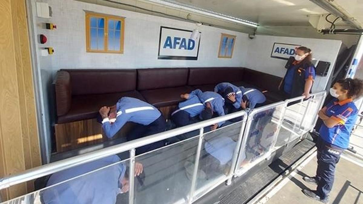 İçişleri: 2021'de 26 milyon kişiye afet eğitimi verildi
