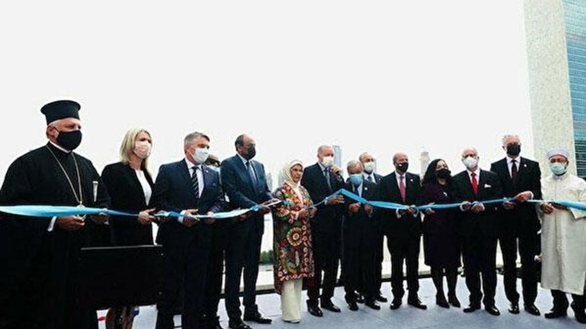 Yunanistan ve Güney Kıbrıs'ı çıldırtan fotoğraf! Başpiskopos Elpidophoros Lambriniadis Türkevi açılışına katılmıştı...