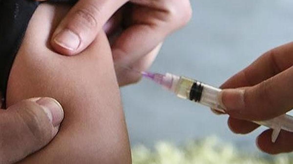 'Bebeklere yanlışlıkla COVID-19 aşısı yapıldı' iddiasına soruşturma