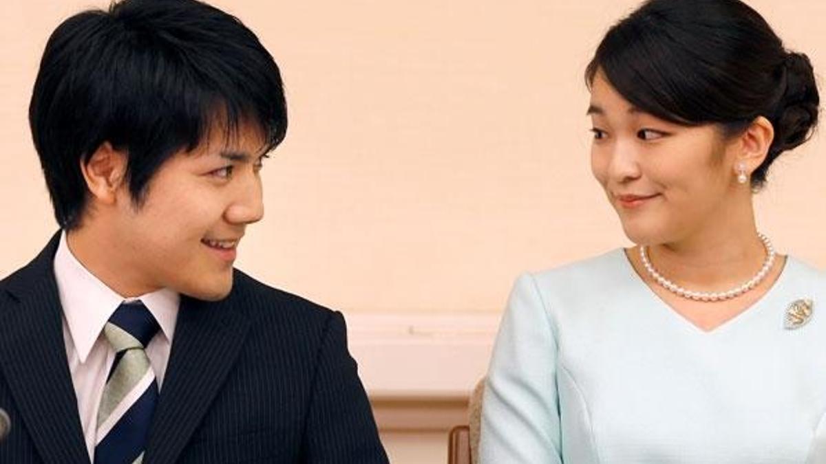 Japonya'da siville evlenecek Prenses Mako alacağı servetten vazgeçti