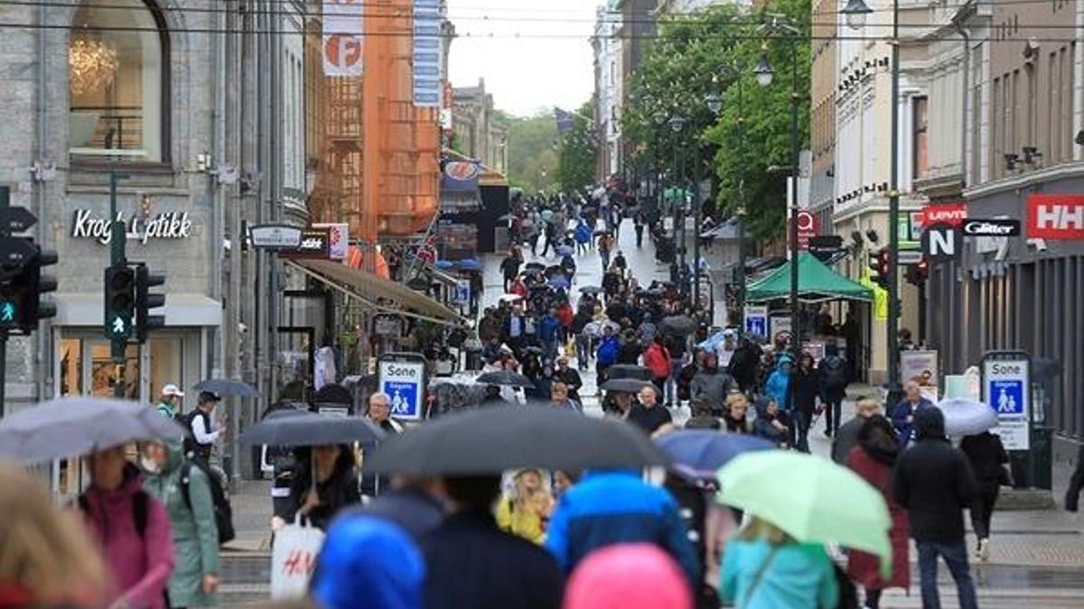 Norveç'te tüm Kovid-19 önlemleri kaldırıldı