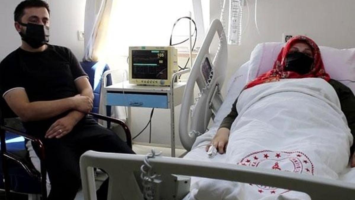 Hamilelikte delta varyantına yakalanan anne: Kesinlikle aşı olurdum
