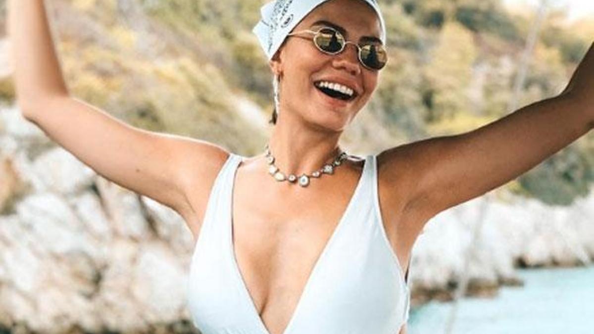 Demet Özdemir rol arkadaşını unutmadı!
